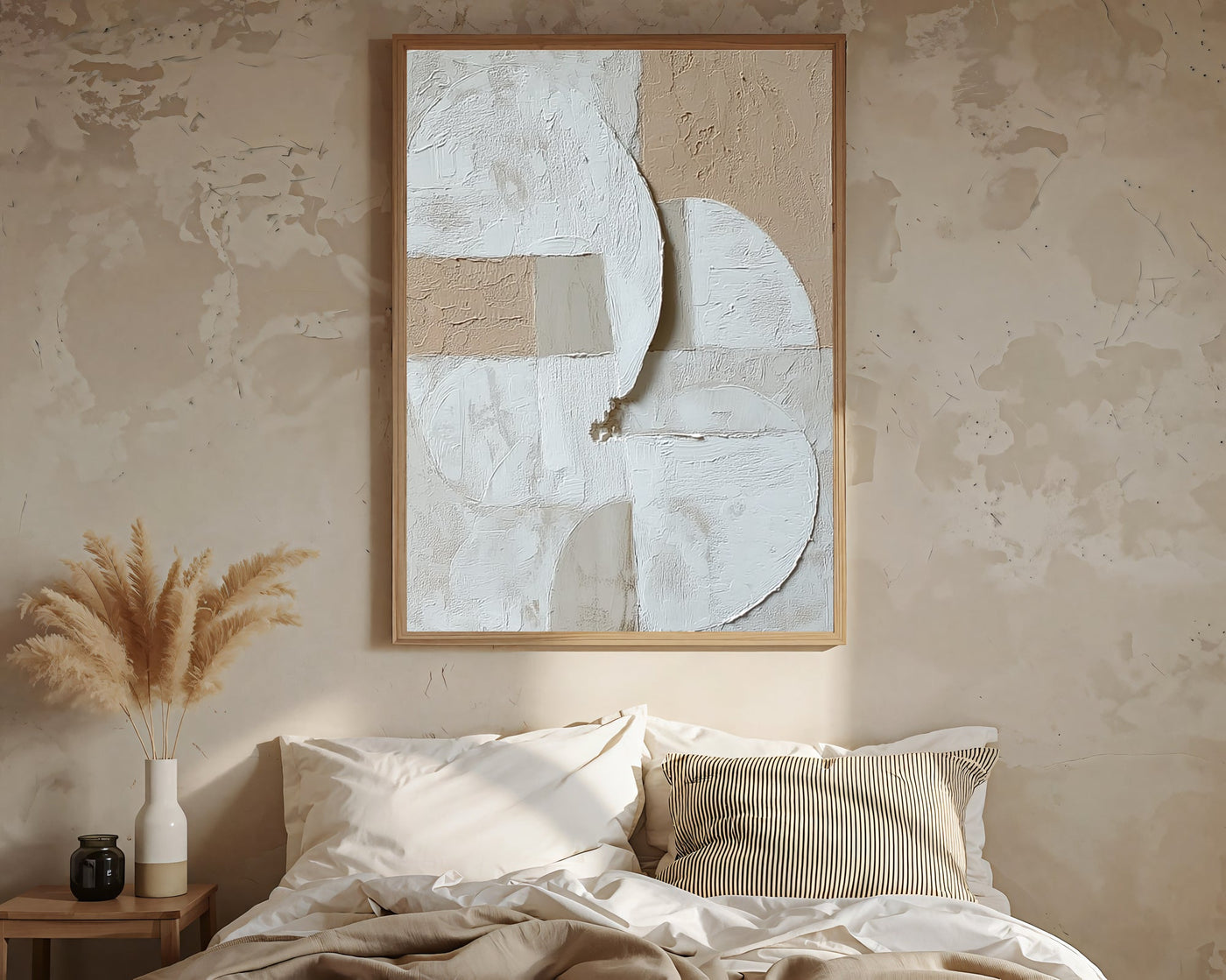 Textured Minimalist Opulence | Neutral Circle