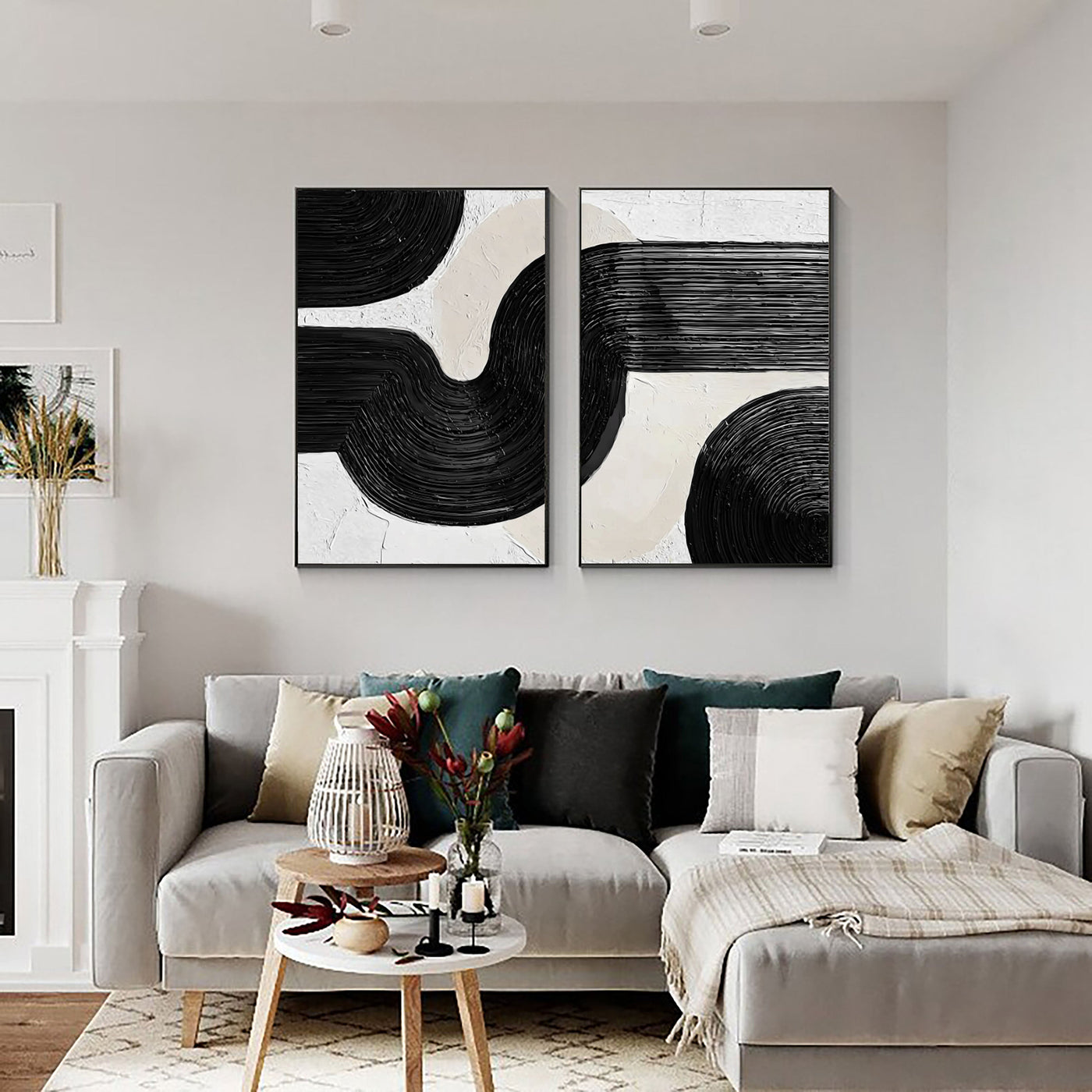 Bold Monochrome Curves | Textured Flow