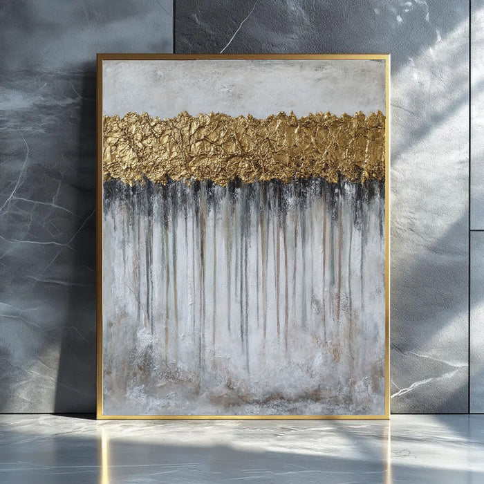 Textured Gilded Crest | Hazy Streaks